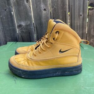 Nike ACG Woodside 2 Lace Up Boots Duck Boots Wheat Gold Black‎ Kids Size 4.5Y
